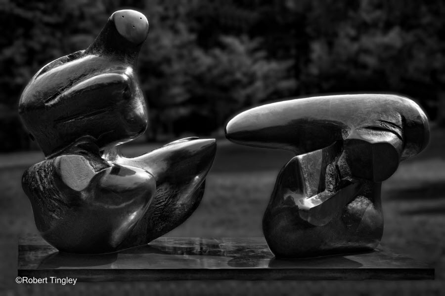 Moore Sculpture 4226